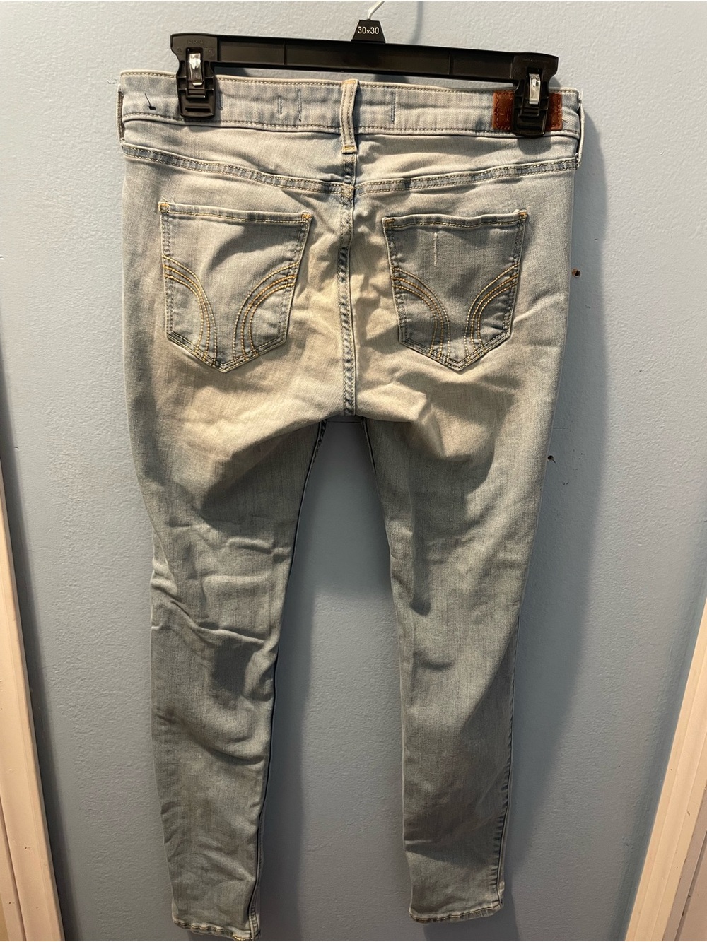 Hollister Light Blue Skinny Jeans - Back Pocket Stitching